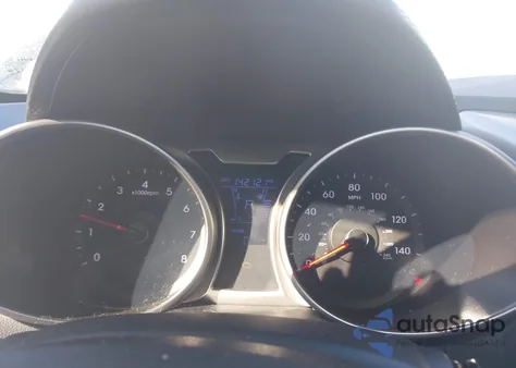 2015 Hyundai Veloster z USA, uszkodzony, nr VIN KMHTC6AD5FU233846